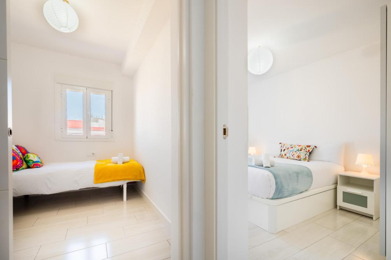 Appartement Wide And Colourful- 3bd 1bth- Triana